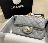 Chanel 灰色金球 mini flap bag 單肩包 Pearl crush 17cm mini square light grey 金球 方胖子 classic 淺灰 調節扣