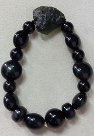 不同形狀黑曜石手串/手鍊配以珍貴捷克殞石作中間主珠