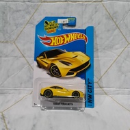 Hotwheels ferrari f12berlinetta yellow AIS2126
