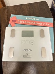Omron HBF-212-W 體脂體重計