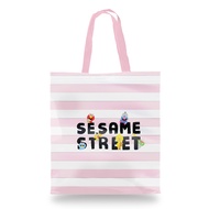 (Arnplern) SST5 กระเป๋ากระสอบสาน PP Sesame Street SST F PP Woven Tote Bag (SST5F PPWB WPK35) W35xH40xS15 cm