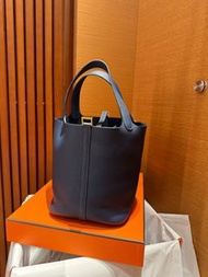 Hermes P22  深藍金扣