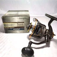 Awashima tremor 4000 fishing reel
