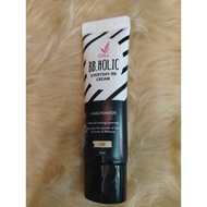 25ml iWhite Korea BB Holic BB Cream with Natural Coverage and Skin Benefits