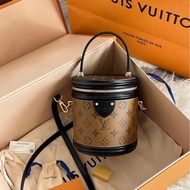 🈶購證 #99新閒置 #全網最低 Lv Cannes老花發財桶 芯片款