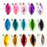 (144 pc) Taiwan plastic gems size 5x10