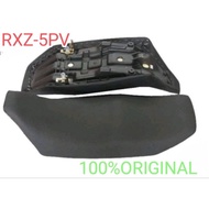 SEAT ASSY SEAT ORIGINAL YAMAHA RXZ 5PV RXZ CATALYZER 100%ORIGINAL(5PV-F4730-00)