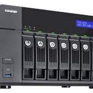 QNAP TVS-871 (i3, 12G Ram)