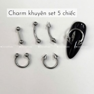 Set of 5 Pieceg piercing charms that can be removed from 1 end