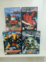 全新 SD 高達 BB MS-06F ZAKU II 綠渣古， BLAZE ZAKU PHANTOM 扎古勇士, MSN-04 SAZABI 沙煞比， RX-77 GUNCANNON 雷射大砲 組合模