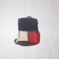 Tommy Atkins Hilfiger Big Logo Mini Bagpack Tas Ransel Murah