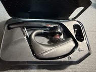 Plantronics Voyager 5200 藍牙耳機連充電盒