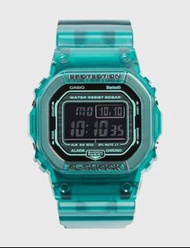 太子/銅鑼灣門市 Casio G-SHOCK DW-B5600G-2 藍色 Bluetooth Watch DW5600 DW-B5600 DW-B5600G 藍芽 手錶 一年保養 [香港行貨]