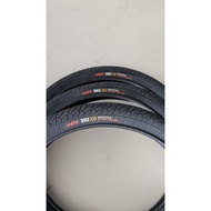 CST - BMX FREESTYLE TYRE 20 X 1.75