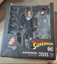 Mafex 150 Superman Black Suit DC Justice League Death and Return of Superman 1:12