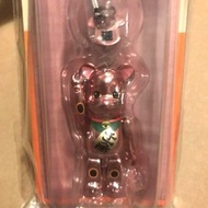 MEDICOM TOY 2022 謹賀新年 粉紅 桃金招財貓 70% Be@rbrick Bearbrick) 店頭非賣品