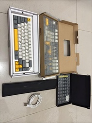 Jual Keyboard Mechanical ZUOYA GMK67 + Noir Dusk Keycaps + AKKO CREAM YELLOW V3 Pro Switches + Redra