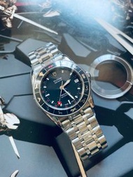 超罕絕版希有灰黑面 Tudor 風水12生肖浮雕時辰系列GMT自動錶，36mm 不計的，收藏品未載過全隻膠紙未搣未改帶，全新大全套香港行貨有盒，出世紙，牌仔咭皮套。100 % new authenti