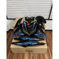 COVERSET Y15ZR V1 V2 EXCITER-R BLACK.BLUE - BLACK