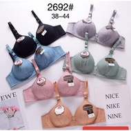 IMPORTED WIRELESS BRA CUP B 3 HOOKS 36-42 COOL STRETCHY embossed material USING FOAM STRETCHY ELASTI