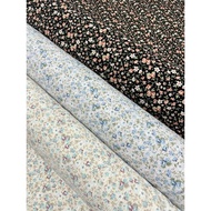 CRINGKLE FABRIC WITH ROSE DAISY FLOWER MOTIF