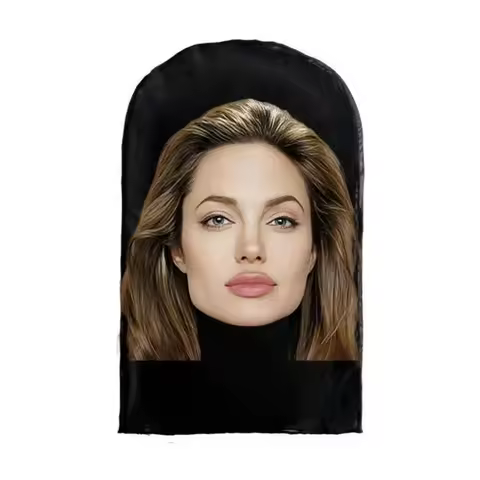 A Breathable Mesh Mask Is A Must-have for Female Movie Stars in Europe and America To Go Cycling and