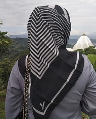 kerudung segi 4 terbaru 2025 Hijab Segi Empat Jilbab Deenay Muslimat Hijau Muda