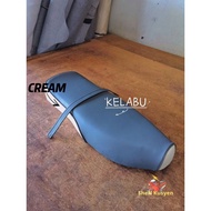 Ride Ready StoreTwoWheel Treasures Seat Cover For HONDA C70 Lampu Bulat Cover Seat C70 Sarung Seat C