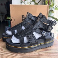 全新Dr.Martens頭層荔枝皮Olson厚底羅馬涼鞋61001｜Outlet原廠休閒涼鞋