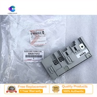 Suitable for Toyota VIGO Adventure car fuse box, fuse socket, blown fuse box, 82620-71012 (original)
