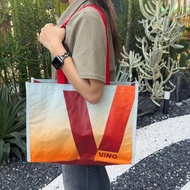 VING Woven Bag - Limited (เพียงสั่งซื้อรุ่น Vix/Meki   ร้านสุ่มแบบให้นะคะ) แถมตั้งแต่วันที่ 22/01/25
