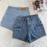 6-Pocket cargo denim shorts | High waist vintage blue shorts | Loose fit Y2K women's street style de