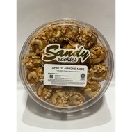 SANDY COOKIES GOLD (APRICOT ALMOND MEDE)