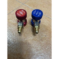 SOCKET CAR AIR-CONDITIONER COMPRESOR MOTOR CHECKING GAS CONNECT CHARGING HOSE ADAPTER CAR AIRCOND Hose gas HIGH SIDE RED /LOW SIDE BLUE R134A QUICK COUPLER ADAPTER socket check gas automobile kereta gas tap R22 汽车冷气接头