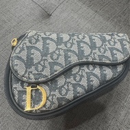 Dior馬鞍化妝包