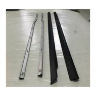 1 Glass Seam/ Door Trim/ Weather Strip L300 (Outside/ Inside)