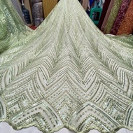 Tile Payet mutiara, Bahan kebaya Brokat swaroski payet