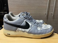 AIR FORCE 1 LEATHER LOW TRAINERS Grey