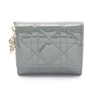 【二手】迪奧 Lady Dior 三折錢包，藤格紋，灰綠色漆皮，女士