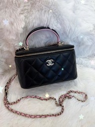 Chanel長盒子🩷🖤