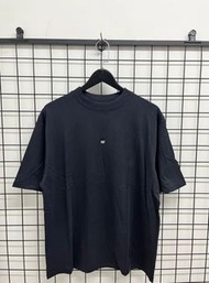 YEEZY x Gap x Balenciaga三方聯名款黑色短袖