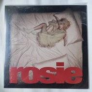 Rose (BLACKPINK) ~ ROSIE (LP)VAMPIREHOLLIE EDITION RED (韓國版)