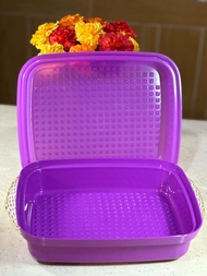 Tupperware 1.9L Season Serve