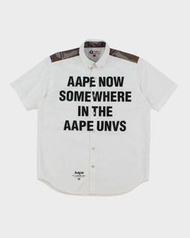 AAPE NOW SOMEWHERE IN THE AAPE UNVS 短袖襯衫