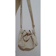 Preloved BEYOND THE VINES BTV MICRO DUMPLING Bag