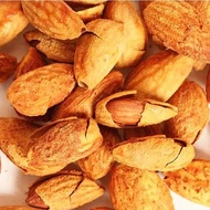 100gr Almond Shell Milk Flavor By 2 Hajj/UMROH Almond Roasted (Roasted Nuts) USA California in Grill