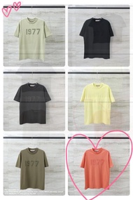 FOG ESSENTIALS 最新款1977植絨字母短袖T恤