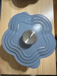 Le Creuset 花形琺瑯鑄鐵鍋