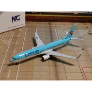 Brand: NG Models Model: B737-900ER Airlines: Daehan Airlines Registered Number: HL8273 Scale: 1/400 