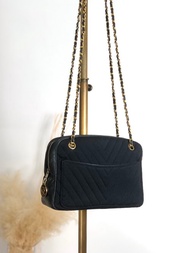 【日本直送 名牌中古包】CHANEL 香奈兒 黑色 菱格紋 雙 C 標誌 帆布 鍊條 肩背包 vintage akbfxb